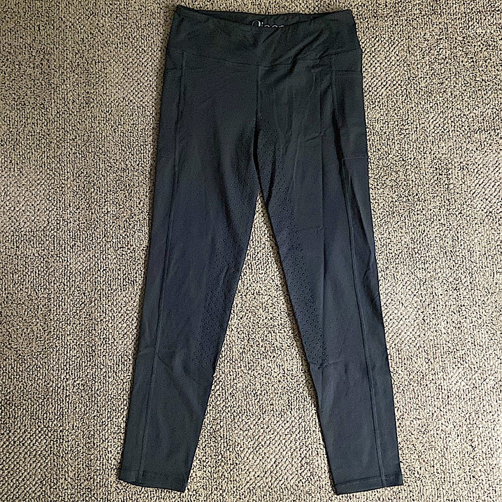 I am selling these breeches because I no longer ride.